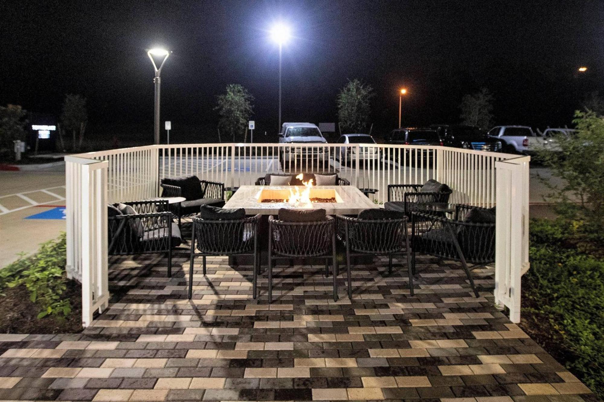 Towneplace Suites By Marriott Conroe Kültér fotó